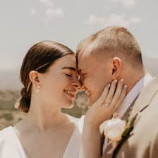 wedding and couples photographer