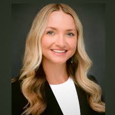 Courtney Cogdell's Instagram, Twitter & Facebook