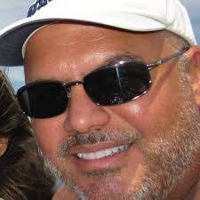 Adi Toth's Instagram, Twitter & Facebook