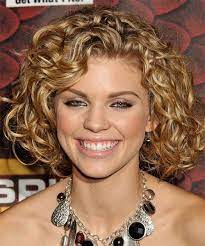 Annalynne Mccord Formal Medium Curly Hairstyle Short Curly Haircuts Medium Curly Hair Styles Short Hair Styles For Round Faces