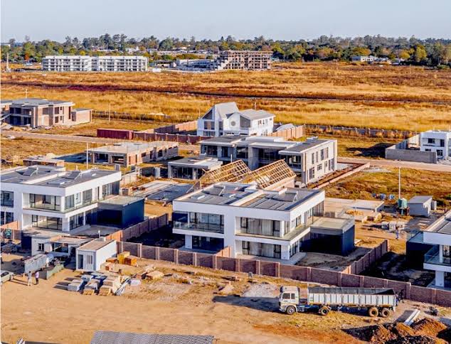 ✨🏗️ WestProp has truly transformed this area! In just a few years, this will be the hot address to live. With Pokugara and Millennium Heights side by side, plus the soon-to-rise Mall