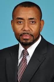 CHIPS Articles: Dwayne Lloyd receives Chief of Naval Operations Award for  Logistics Excellence