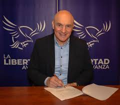 José Luis Espert renunció a su candidatura a diputado nacional - Séptima Sección