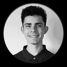 Nadine Roper's Instagram, Twitter & Facebook