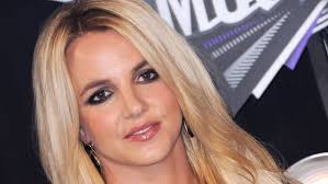 The princess of pop, spears became the pop icon during the late 1990s and early 2000s. Freebritney Britney Spears Die Entmundigte Pop Ikone Br Kulturbuhne Br De