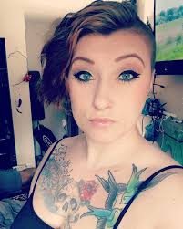 Dreaming of the hair department in Vikings right now because that is one  smooth fade.