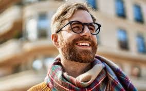 Roberta Coe's Instagram, Twitter & Facebook