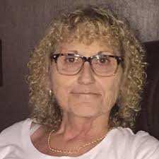 If you're a huge fan of mine can I get a big YES 🤟✌️Love you all❤️