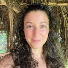 Erin Halterman's Instagram, Twitter & Facebook