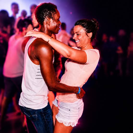 Soirée & cours de danse zouk retro, salsa, konpa - Sortiraparis.com