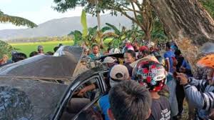 Berikutnya, kamu bisa mulai menghitung biaya yang. Universitas Halu Oleo Kendari Tanggung Semua Biaya Mahasiswa Korban Kecelakaan Suara Sulsel