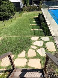 We do it once, we do it right, because we understand money is tight. Sandstone Steppers In Lawn En 2020 Design D Amenagement Paysager