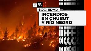 Cinco incendios gigantescos se han registrado en chubut y río negro, al sur de argentina, dejando un saldo de 15 personas desaparecidas. Hpe9n4crgufmm