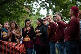 Hope College's 121-year, tug-of-war tradition has mud, tired muscles,  teamwork