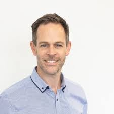 Marilynn Methven's Instagram, Twitter & Facebook