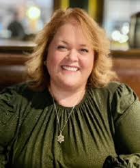 Jennifer Perri's Instagram, Twitter & Facebook