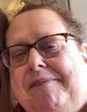 Polly Frey's Instagram, Twitter & Facebook