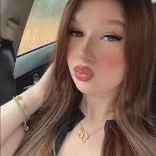 Candace Bivens's Instagram, Twitter & Facebook