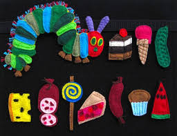 Gebruik de kaartjes om het verhaal na te leggen. Very Hungry Caterpillar Felt Board Tutorial On Rupsje Nooitgenoeg Knutselen Met Vilt Vilt Knutselen