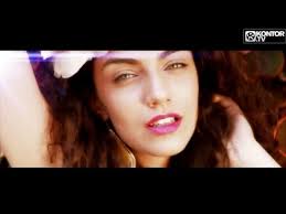 Скачивай и слушай tom boxer morena heartbreak и tom boxer feat antonia morena на zvooq.online! Tom Boxer Morena Feat J Warner Deep In Love Official Video Hd Youtube