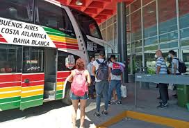 Mucho calor y varias horas sin colectivos en resistencia. Paro De Colectivos El Eco