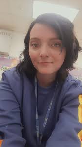 I've been told in the past I have a look of Tori Amos. Is there anyone out  there who looks like me or can think of anyone else (famous or no) that