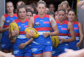 Carlton's eddie betts has turned back the clock after a mountain of criticism, booting five goals in his best performance since returning to the blues. Carlton Blues Vs Western Bulldogs Aflw Live Scores Blog