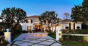 Just Sold 1 750 000 1 Cherry Hills Dr Coto De Caza Jackie Guthrie Did A Phenomenal Job Representing The Buyers On Luxury Real Estate House Styles Mansions