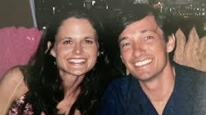 BART Guy” and “BART Girl” find love