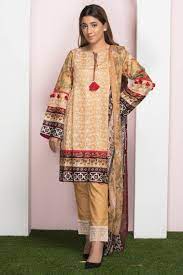 We are the largest origianl pakistani designer dresses multibrand store in the uk. Elegant And Ravishing Pakistani Dress Online By Warda In Peach Online Shopping In Pakistan