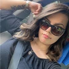 Diana Eakins's Instagram, Twitter & Facebook