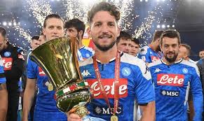 Notizie, risultati, sondaggi, giochi, iniziative. Coppa Italia Il Napoli E L Unica Squadra Del Sud Ad Aver Alzato Il Trofeo