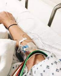 Ada berbagai macam barang dan orang di dalam rumah sakit. 200 Ide Foto Sahabat Di 2021 Foto Sahabat Gadis Korea Gadis Ulzzang