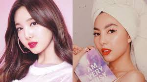 @deviennaaa gan :matabelo sempet kaget liat instagram si devienna ini gan, kirain cewe luar, ternyata orang indonesia! 7 Potret Devienna Beauty Vlogger Kembaran Nayeon Twice Asal Indonesia Hot Liputan6 Com