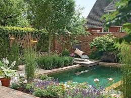 Swimming Pool So Konnen Sie Auch Kleine Garten Nutzen Tauchbecken Kleiner Garten Gartengestaltung
