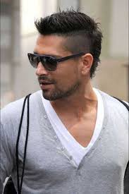 Haarschnitt Mohawk Style Manner Irokese Altere Herren Frisuren Frisur Dicke Haare