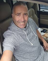 I need help and I don't know how to get it. Im hoping reaching out with my  issues will lead to me finding some resources. I am a single mom with no