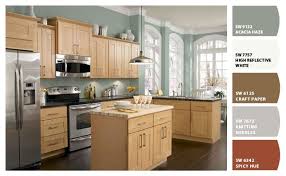 Some cream beige and brown paint colours can pick up a wink of green which can look a bit fugly and murky against some warmer woods. Pai Play Kitchen Paint Colors With Oak Cabinets