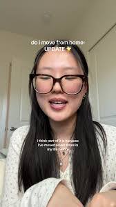 Ash Kim's Instagram, Twitter & Facebook