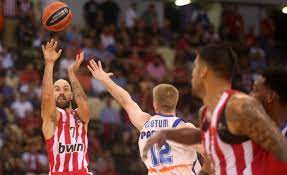 Μετά από μία εκκωφαντική εμφάνιση, κυρίως στην τρίτη περίοδο, ο ολυμπιακός πέρασε «αέρας» από τη βαλένθια, κόβοντας το. Olympiakos Balen8ia 89 63 Teliko Mpasket Gavros Gr