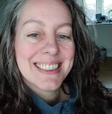 Mock Ganache creates the perfect, smooth base for adding fondant details!  Just use a little edible glue and you can easily place and adjust the  fondant! 🤗 on't want to use the