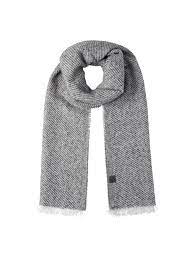 We offer fashion and quality at the best price in a more sustainable way. Knitted Scarf Lady Official Fc Bayern Munich Store