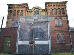 Последние твиты от the broadmoor (@thebroadmoor). Broadmoor Itv Doc Offers First Ever Look Inside Highest Security Psychiatric Hospital The Independent The Independent