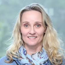 Dr Beth Parton (@beth_doc)