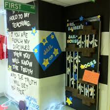 Black And White Bulletin Board Ideas Jailhouse Themed Door Decor Love The Black White Stripes Door Decorations Decor Theme