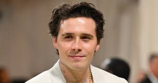 Brooklyn Beckham makes rare comment about dad David after 'family fallout' 