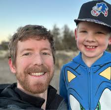 Are there any trading card collectors from Oregon?