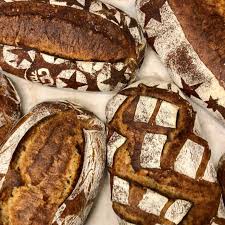 Lorsqu'on aura besoin de prélever du levain pour la confection d'un pain, il faudra augmenter la dose de nourriture du levain. Mlle B Pains Au Levain Naturel Facebook