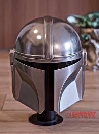 I 3d Printed And Painted The Mandalorian Helmet 3dprinting In 2020 Mandalorian Helmet Star Wars Helmet Mandalorian