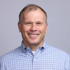 I'm happy to share that I've started a new position as Director of Account  Management, Custom at Macmillan!